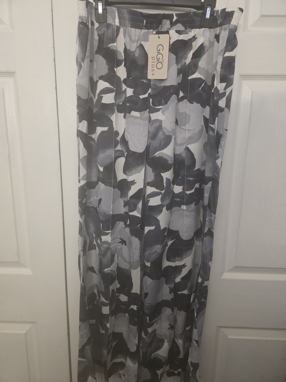 Gray Floral Palazoo Pants